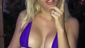 Bikini Teen Pussy Blonde Blowjob 